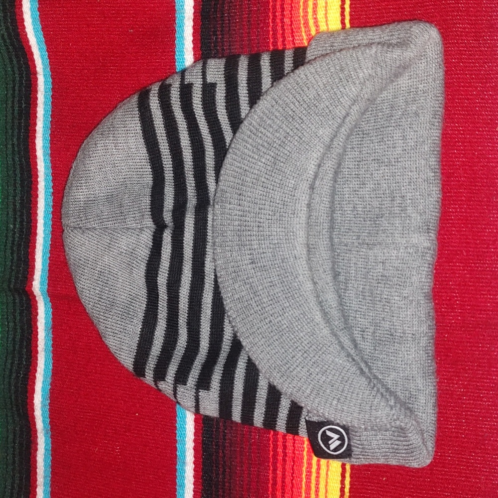 Shaun White Beanie Brimmed Reversible Black & Gray Striped OS